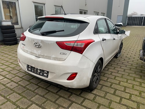 Motorhalter hyundai i30 - hyundai,